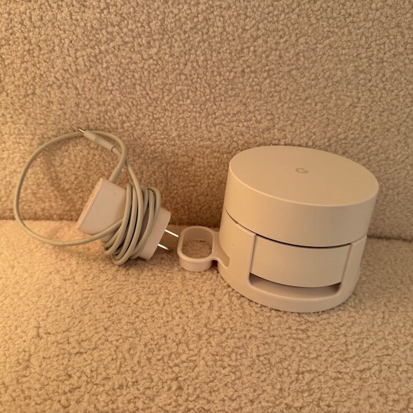 Google AC1304 WiFi Solution Single WiFi Pnt Router Replacement for Whole Home -A - Picture 1 of 3